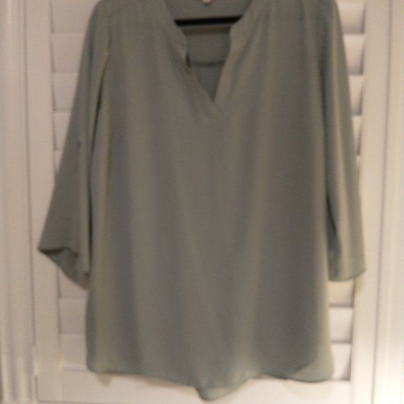 Chaus Tops Chaus X Pale Sage Green Flowy Hilo Split Neck Top With